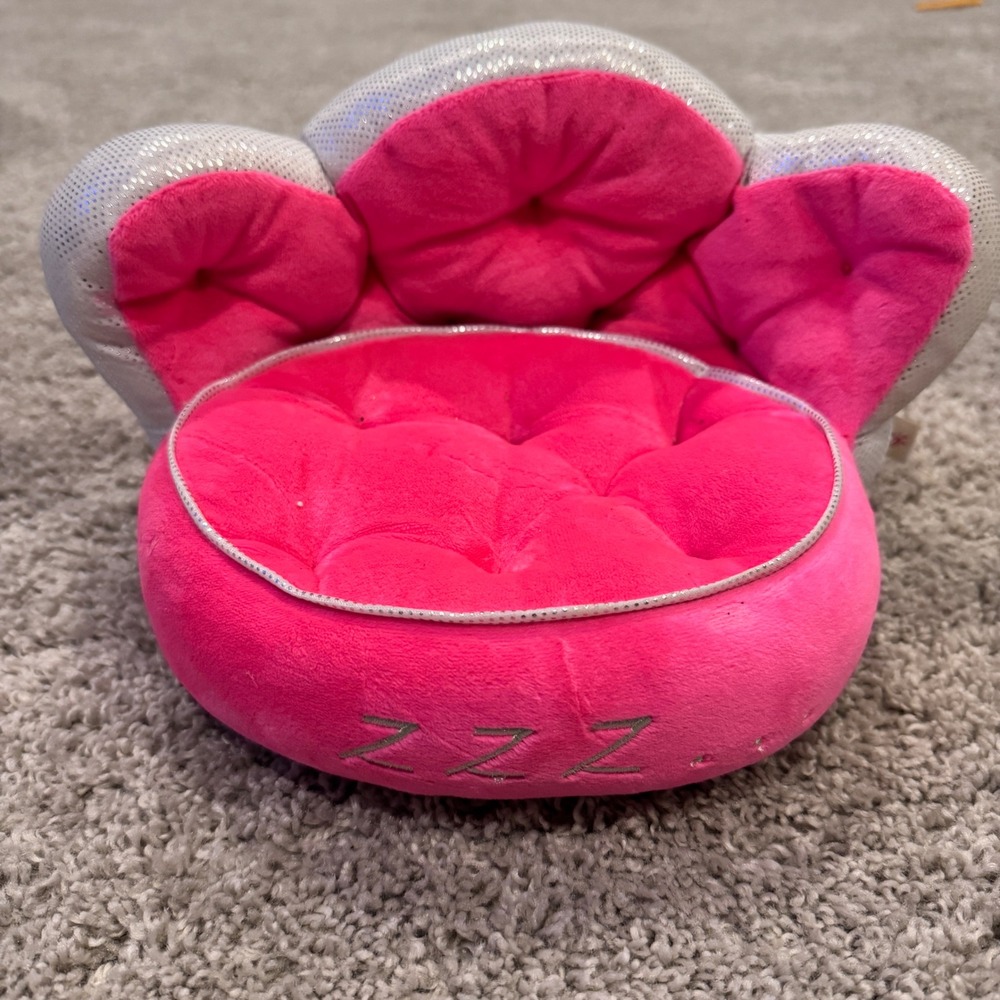 Justice Pet Shop Pink Plush Doll Chair Bed Silver Glitter ZZZ Stuffed Animal